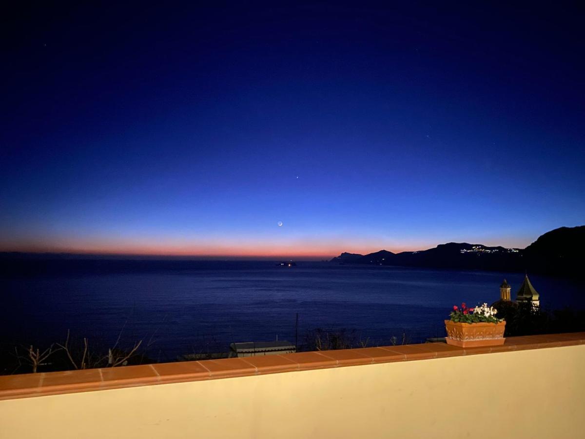 Il Profumo Dei Fiori Apartment Praiano Exterior photo